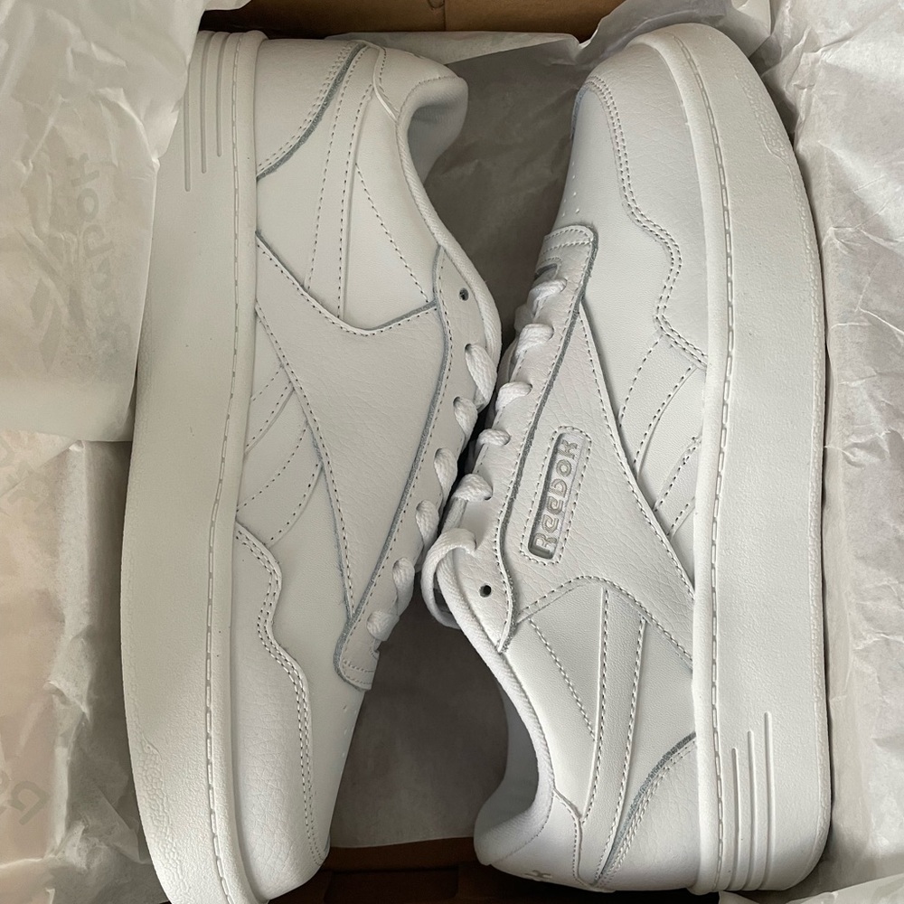 NEW IN BOX CLUB MEMT BOLD DOUBLE UP Sneaker Sz US 7 BRIGHT WHITE/QUIET GRAY